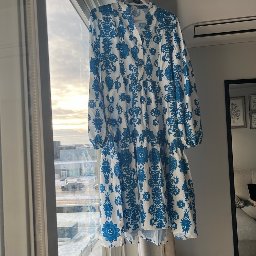 NWT Women Floral print Lantern sleeve Ruffle Hem Dress, Blue,White,Flowy - Picture 8 of 16